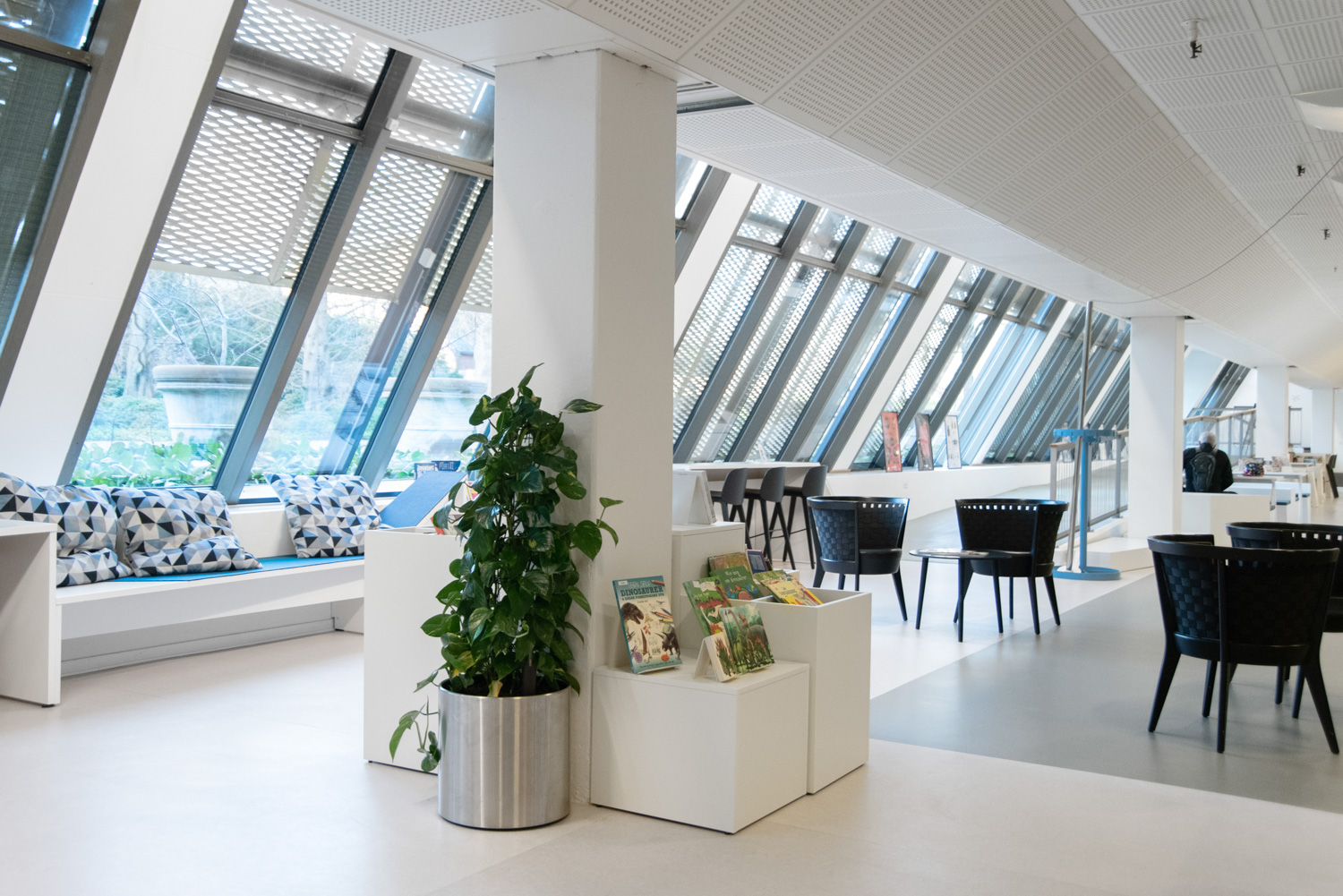 Ishøj Bibliothek, Dänemark